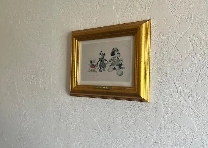 Cozy And Quiet Near The